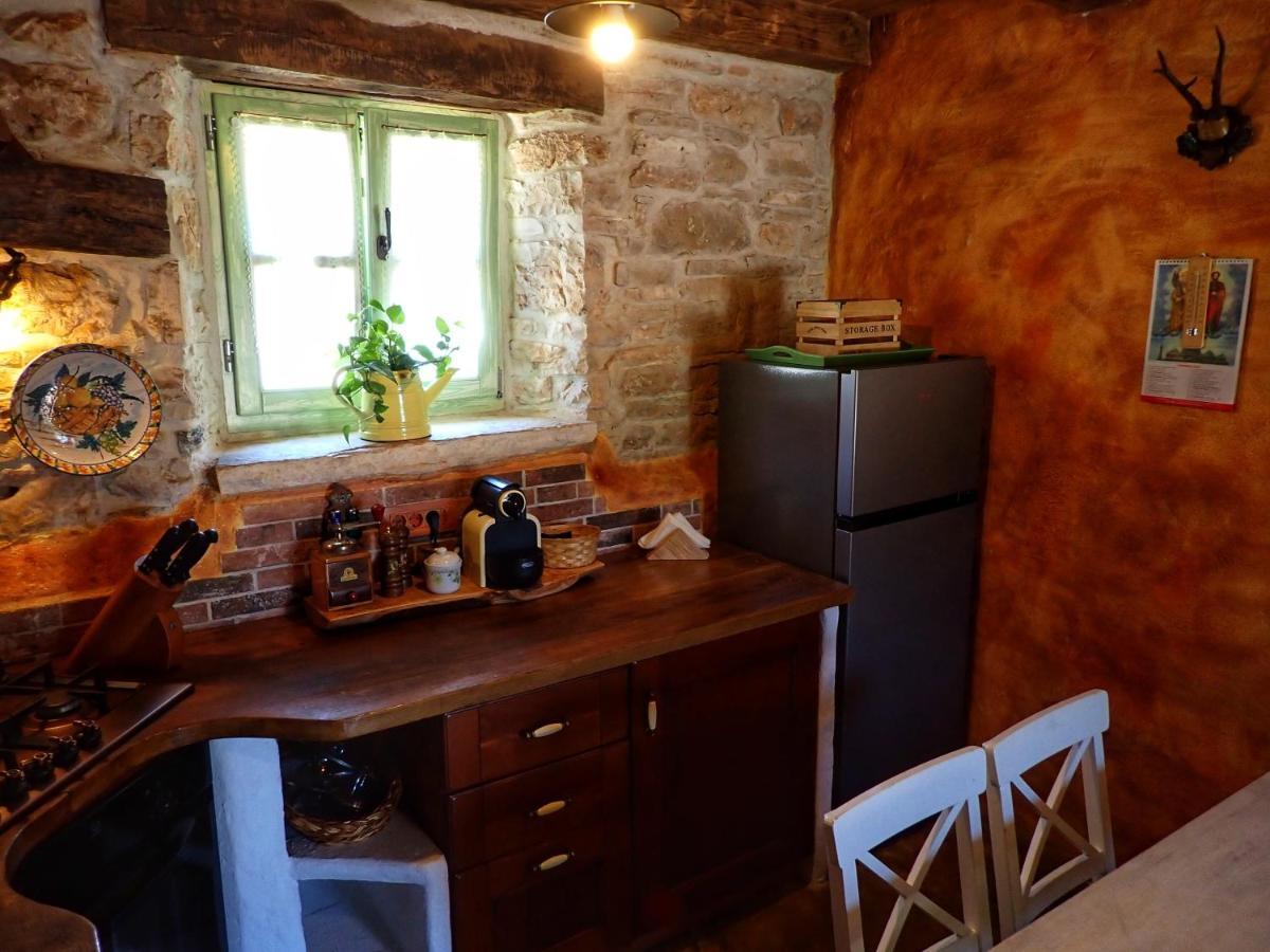 Cottage Al Merlo Olivo Буйе Экстерьер фото