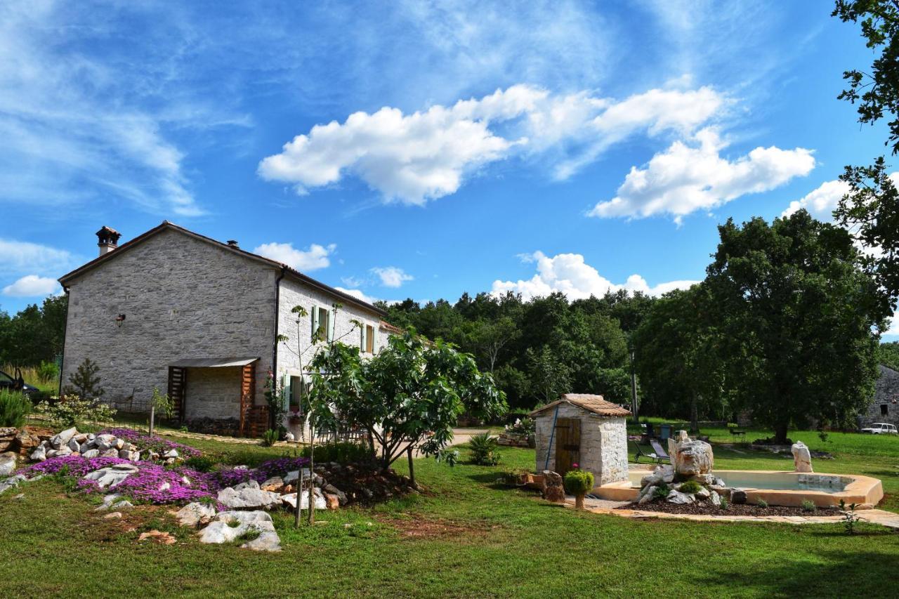 Cottage Al Merlo Olivo Буйе Экстерьер фото
